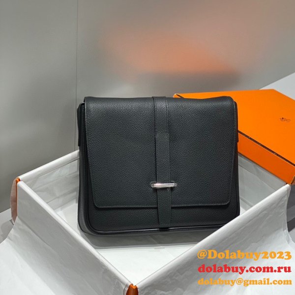 Luxury Hermes Steve Light Junior Mailing Envelope Bag