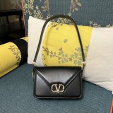 Wholesale VALENTINO GARAVANI LETTER VLOGO SIGNATURE handbag