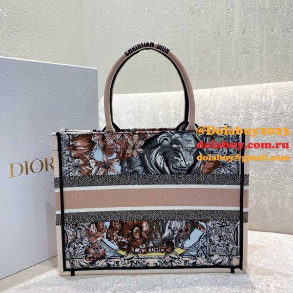 Replica Christian Dior CD Book Tote Dolabuy and Bag of the Week