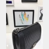 Top Quality CC Le Boy Cheap Mall Black Bags Caviar 28cm