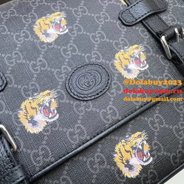 High quality Designer Replica Gucci 658542 GG Messenger Bag