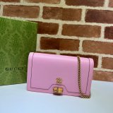 The Gucci Best Diana Replicas bag with bamboo 696817